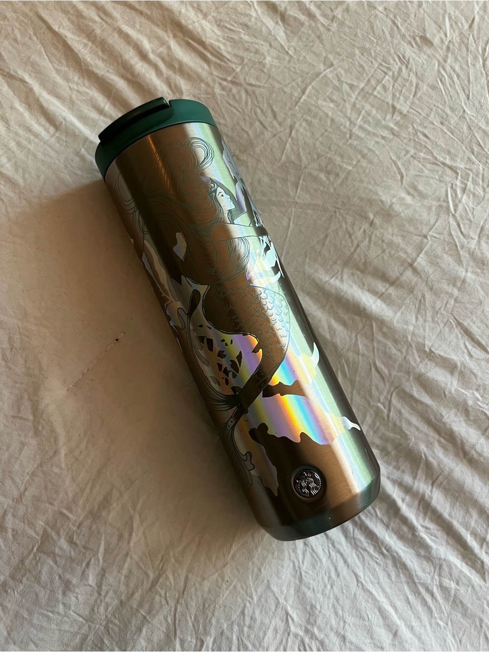 Starbucks 2022 Mermaid Siren Iridescent Stainless Tumbler with Green Lid